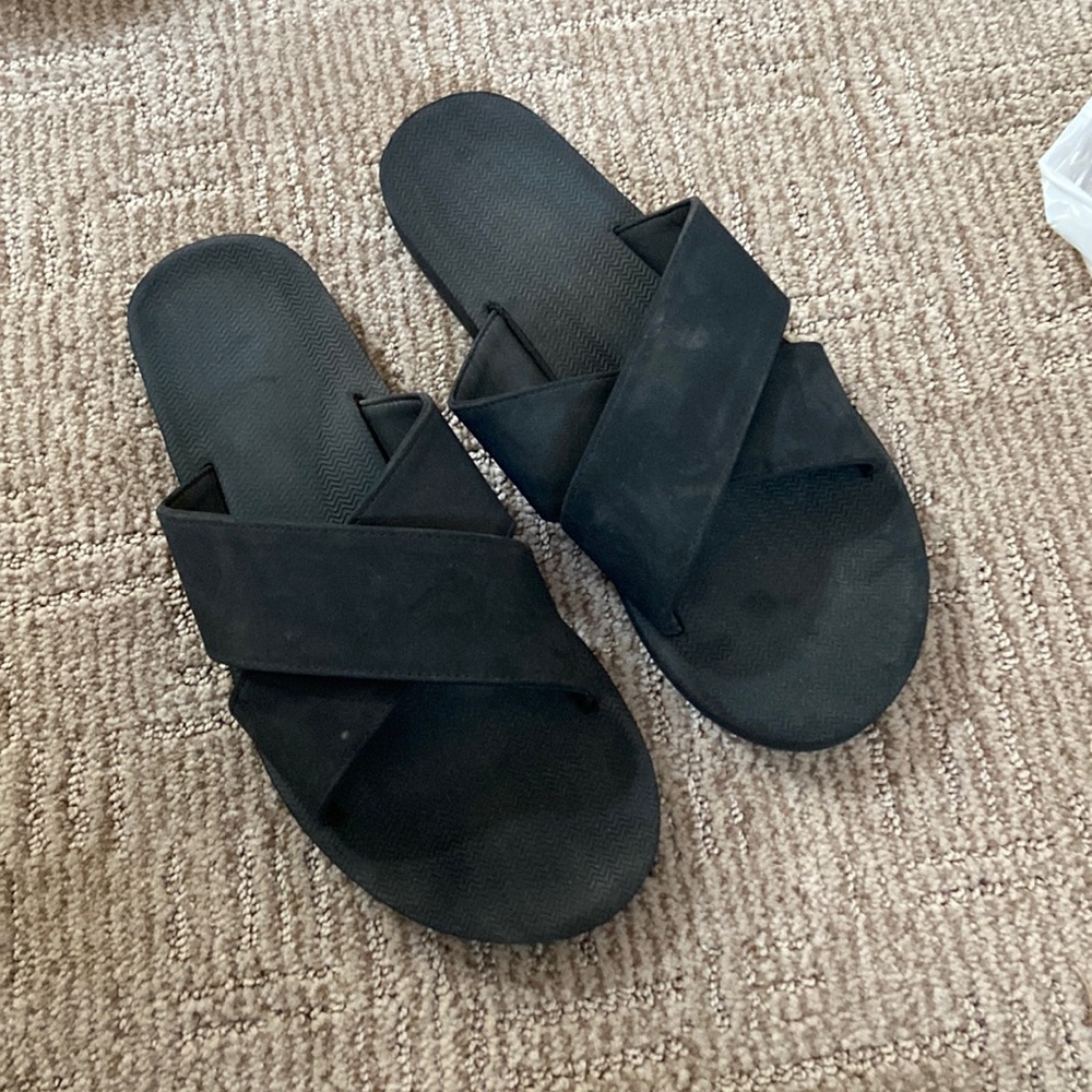 Sandal flats
